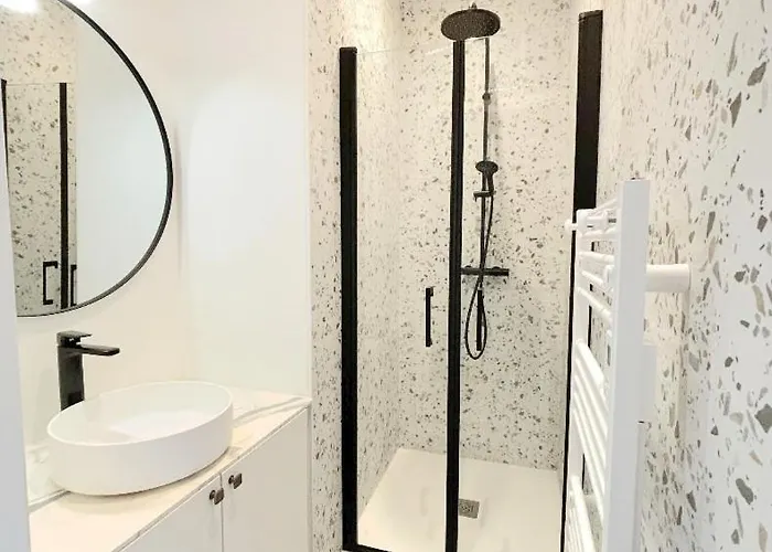 Cocon En Hyper-centre, Proche *