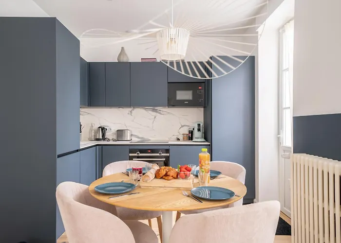 Cocon En Hyper-centre, Proche Appartement *